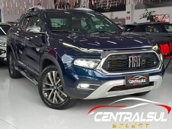 FIAT TORO 2.0 16V TURBO DIESEL RANCH 4WD AT9 FIAT TORO 2.0 16V TURBO DIESEL RANCH 4WD AT9